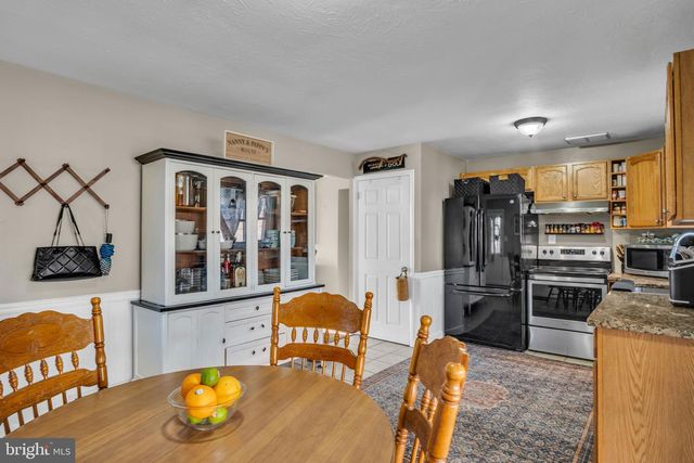 850 BUCK RD, Dover, PA 17315