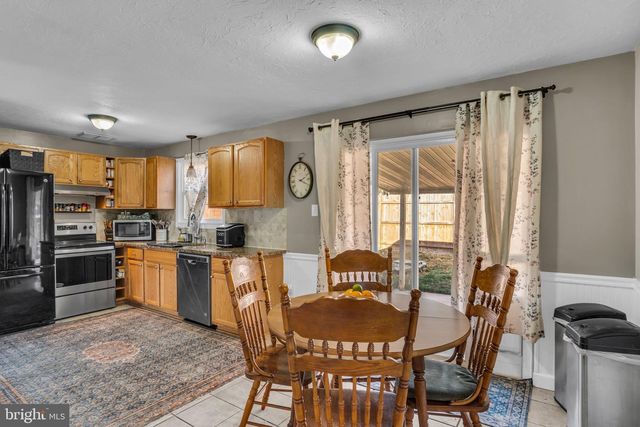 850 BUCK RD, Dover, PA 17315