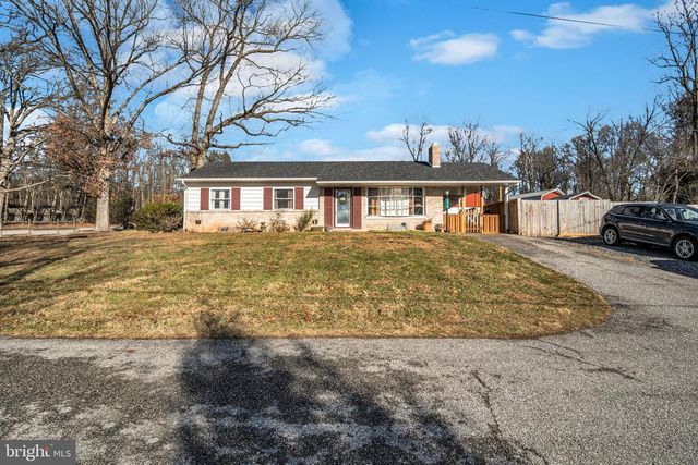 850 BUCK RD, Dover, PA 17315