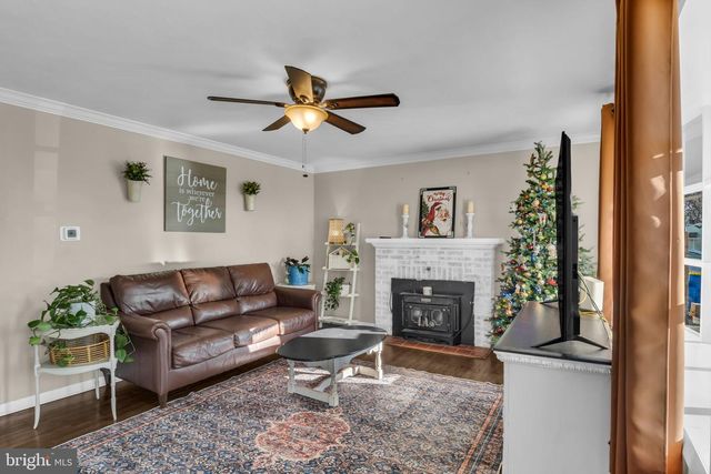 850 BUCK RD, Dover, PA 17315