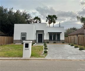 3614 Mina De Oro Street, Edinburg, TX 78542