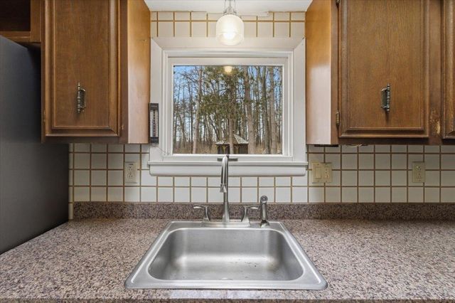 93 Russett Drive, Bennington, VT 05201