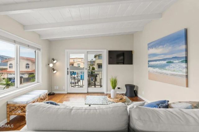 1308 Devon Lane, Ventura, CA 93001
