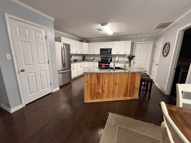 2311 W Union Street, Bald Knob, AR 72010