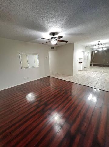 6289 Lear Drive 302, Atlantis, FL 33462