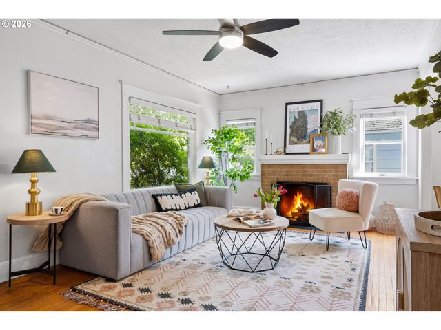 2611 Se 51st Ave A & B, Portland, OR 97206