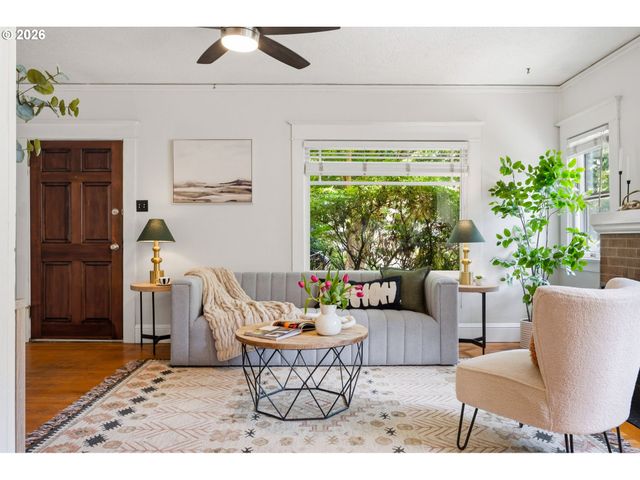 2611 Se 51st Ave A & B, Portland, OR 97206
