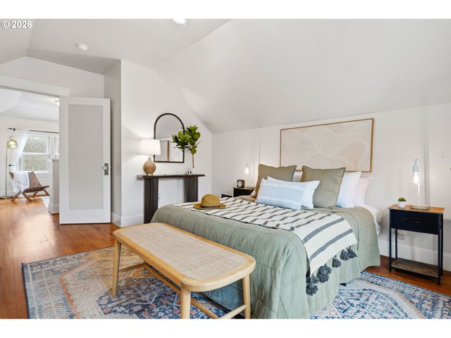 2611 Se 51st Ave A & B, Portland, OR 97206