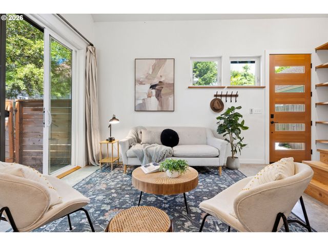 2611 Se 51st Ave A & B, Portland, OR 97206