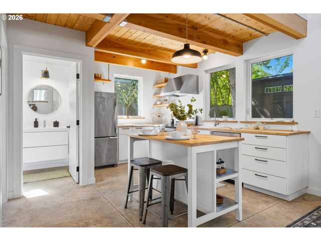 2611 Se 51st Ave A & B, Portland, OR 97206