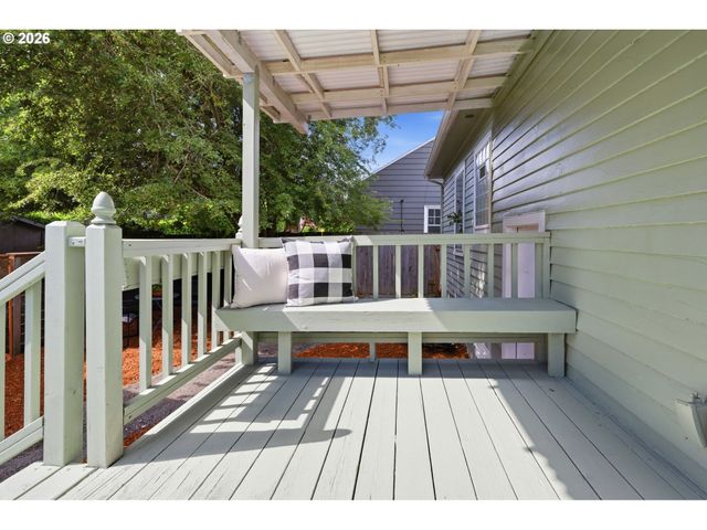 2611 Se 51st Ave A & B, Portland, OR 97206