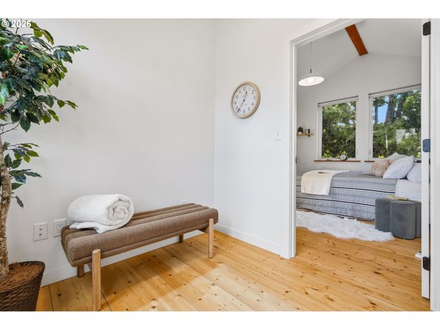 2611 Se 51st Ave A & B, Portland, OR 97206