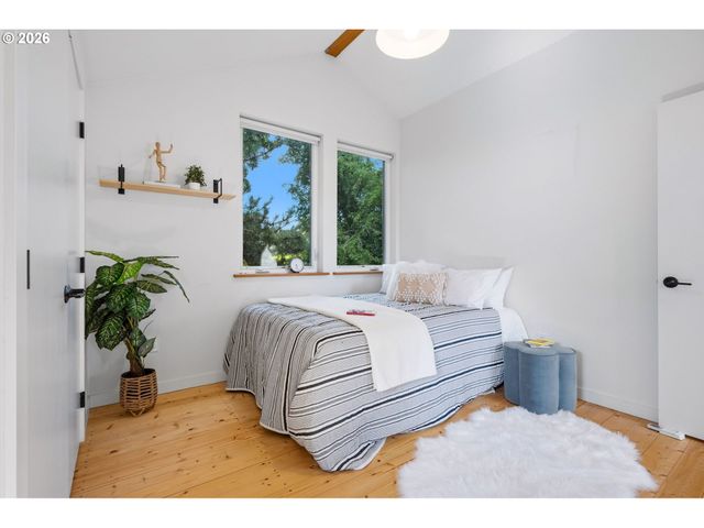 2611 Se 51st Ave A & B, Portland, OR 97206