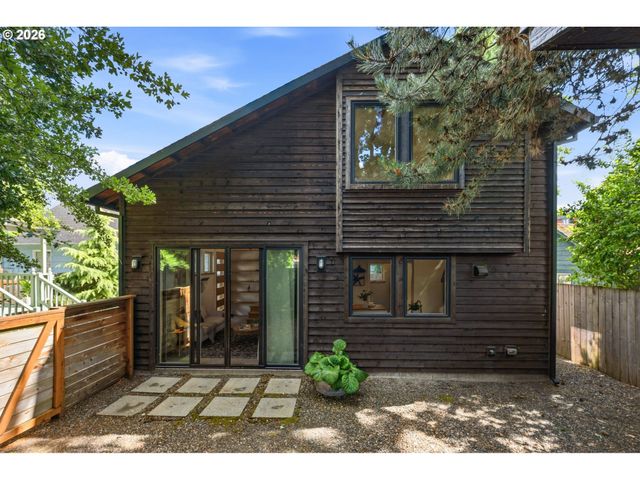 2611 Se 51st Ave A & B, Portland, OR 97206
