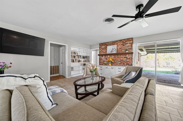 9310 Cliffwood Drive, Houston, TX 77096