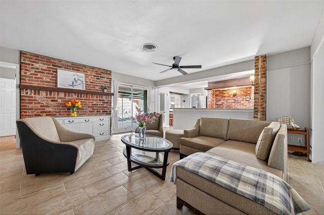 9310 Cliffwood Drive, Houston, TX 77096