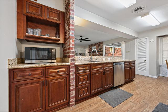 9310 Cliffwood Drive, Houston, TX 77096