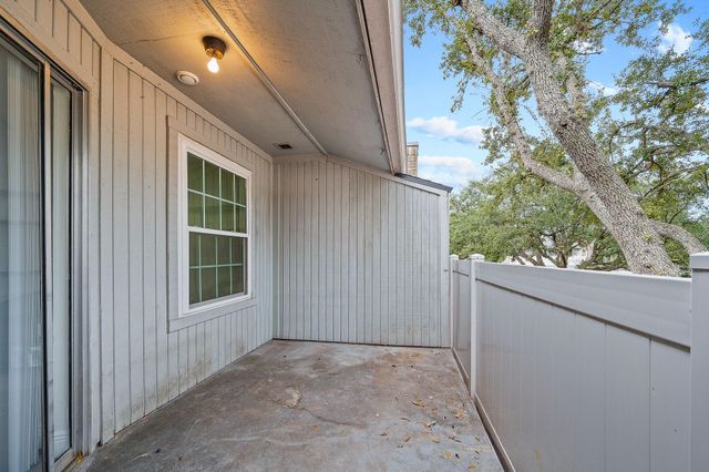 10733 Braes Bend Drive E10733, Houston, TX 77071