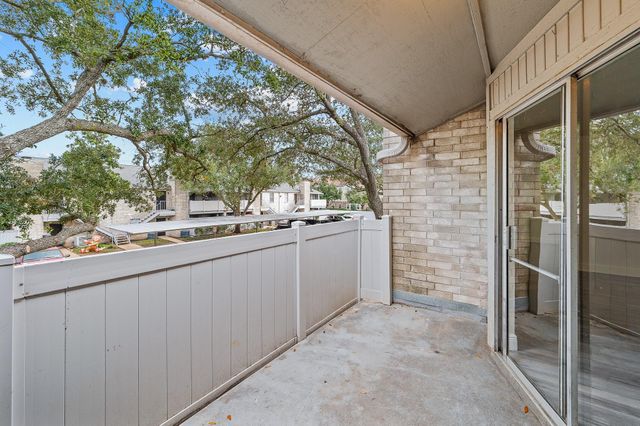 10733 Braes Bend Drive E10733, Houston, TX 77071