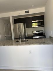 423 E 27th St 101, Hialeah, FL 33013