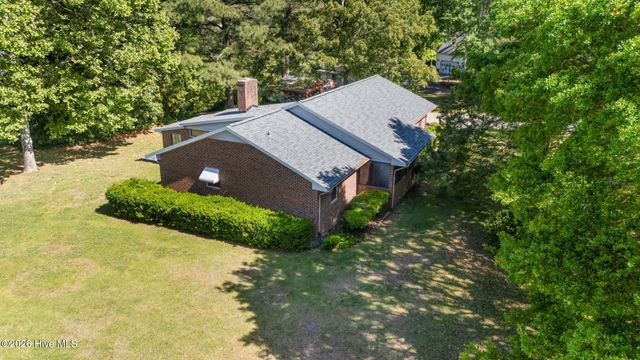 4802 Meadow Court Drive, New Bern, NC 28562