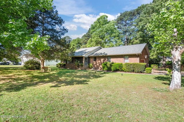 4802 Meadow Court Drive, New Bern, NC 28562