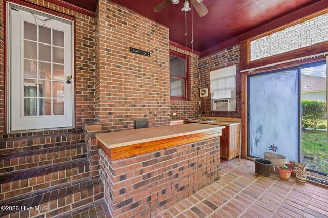 4802 Meadow Court Drive, New Bern, NC 28562