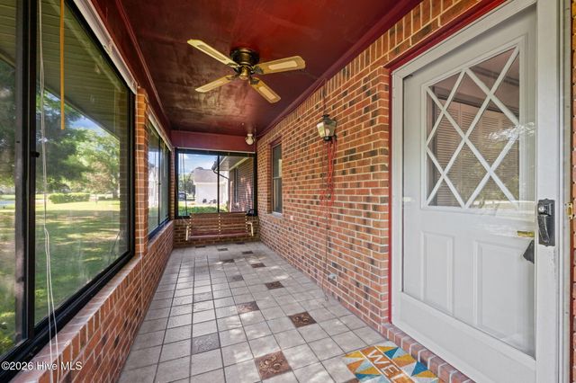 4802 Meadow Court Drive, New Bern, NC 28562