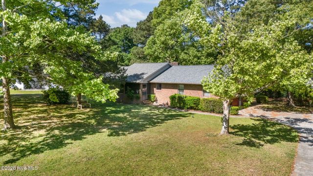 4802 Meadow Court Drive, New Bern, NC 28562