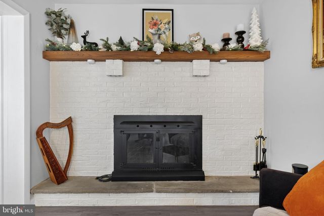 1004 TOM PAINE DR, Lancaster, PA 17603