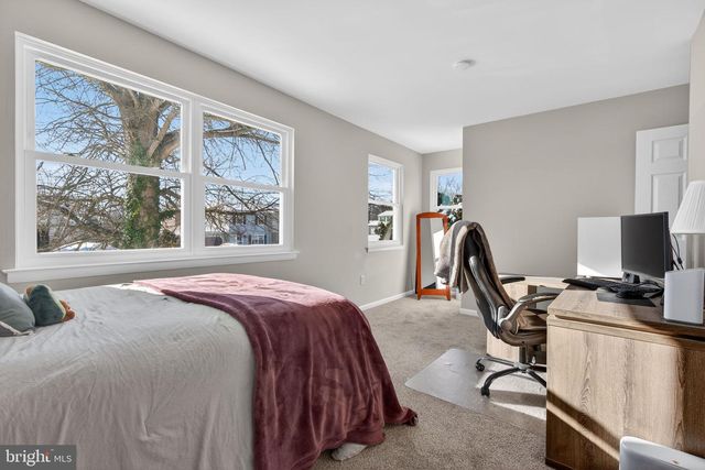 1004 TOM PAINE DR, Lancaster, PA 17603