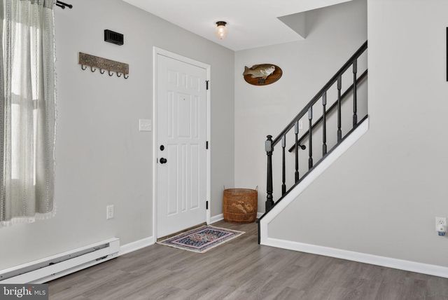 1004 TOM PAINE DR, Lancaster, PA 17603