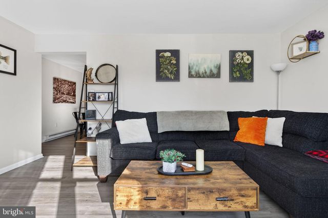 1004 TOM PAINE DR, Lancaster, PA 17603