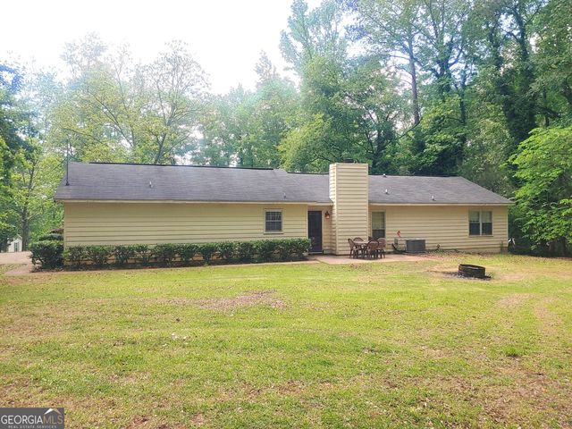 108 Cedar Creek Court, Lagrange, GA 30240