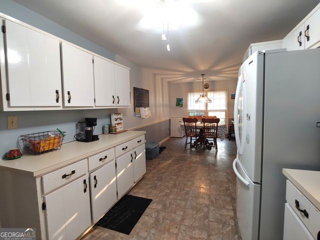 108 Cedar Creek Court, Lagrange, GA 30240