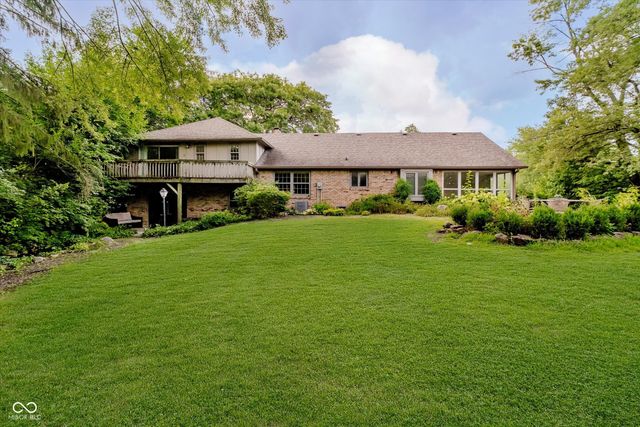 11327 Lakeshore Drive W, Carmel, IN 46033