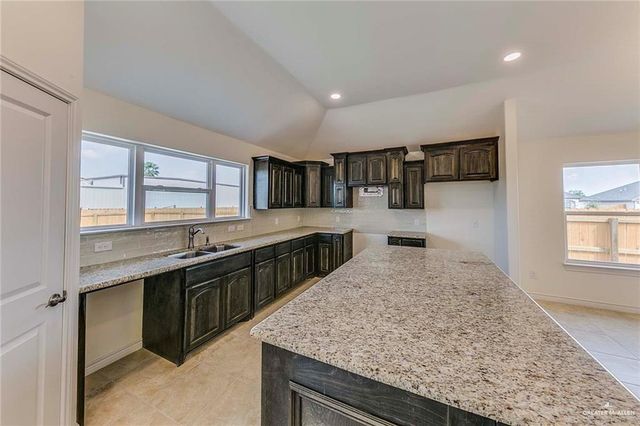 7507 55th Lane, Mcallen, TX 78504