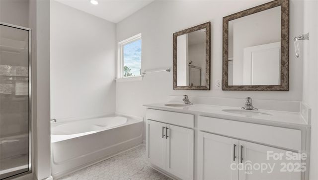 145 Salers Road, Fletcher, NC 28732