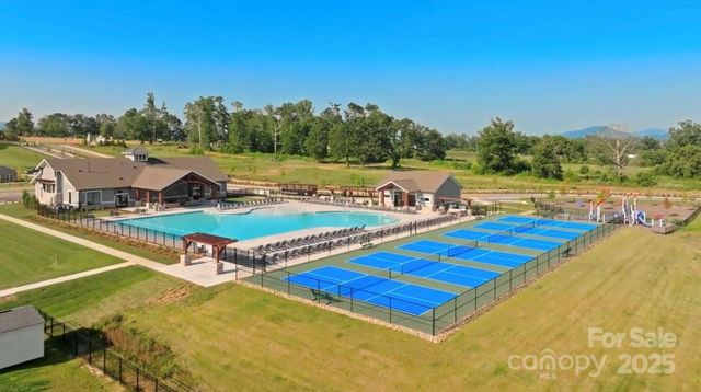 145 Salers Road, Fletcher, NC 28732