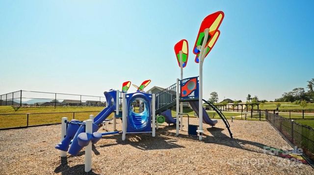 145 Salers Road, Fletcher, NC 28732