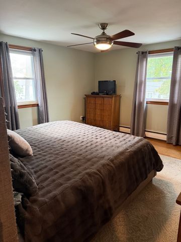 10 Autumn St, Braintree, MA 02184