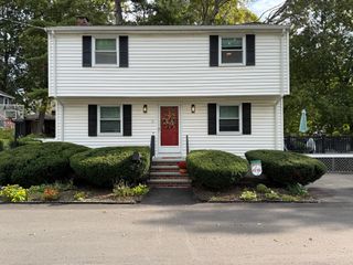 10 Autumn St, Braintree, MA 02184