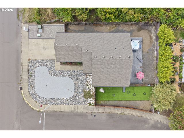 707 ASH St, Dayton, OR 97114