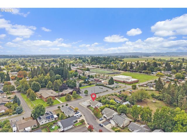 707 ASH St, Dayton, OR 97114