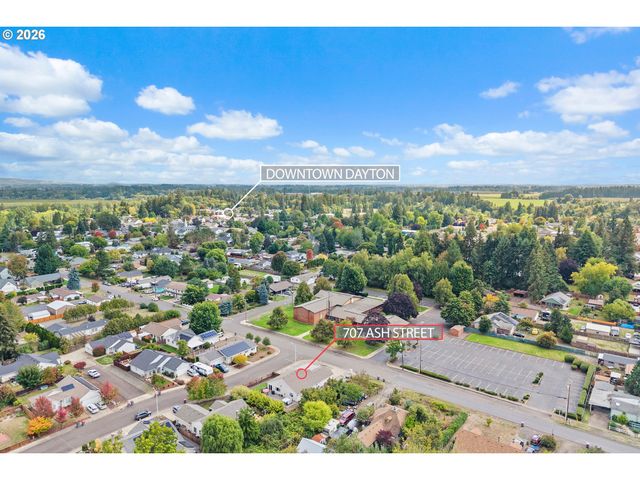 707 ASH St, Dayton, OR 97114