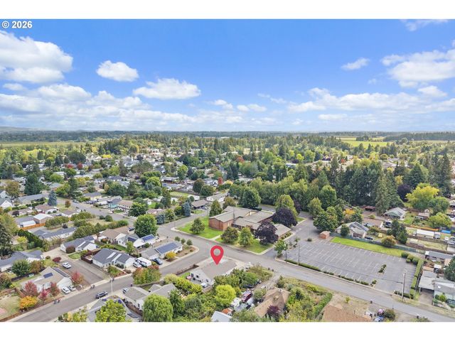 707 ASH St, Dayton, OR 97114