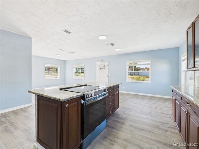 2 N Melbourne Street, Beverly Hills, FL 34465