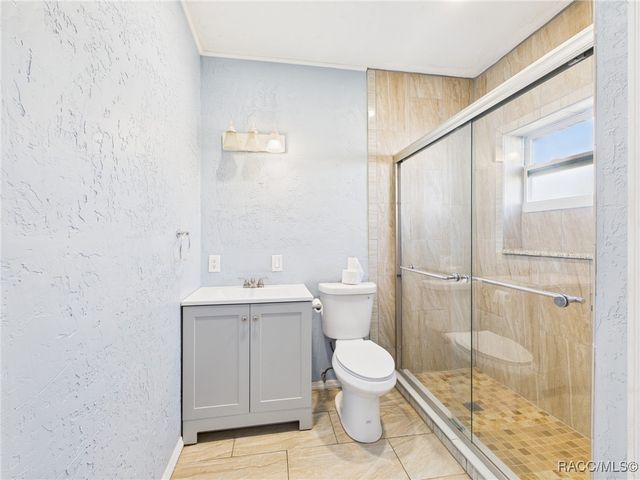 2 N Melbourne Street, Beverly Hills, FL 34465