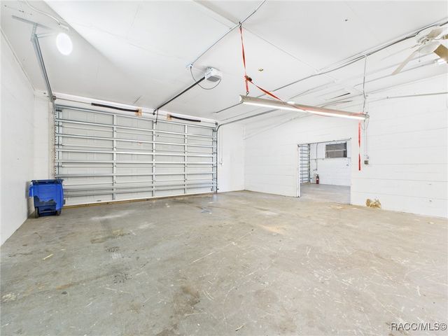 2 N Melbourne Street, Beverly Hills, FL 34465