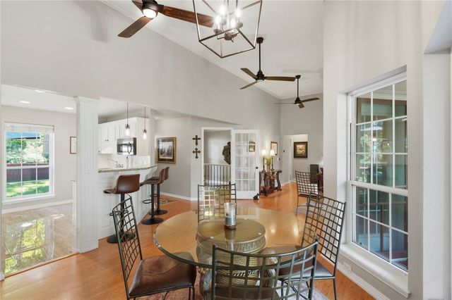 7 Brixham Lane, Bella Vista, AR 72714
